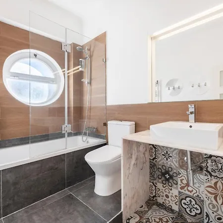Coral By Olala Homes * Віавіа